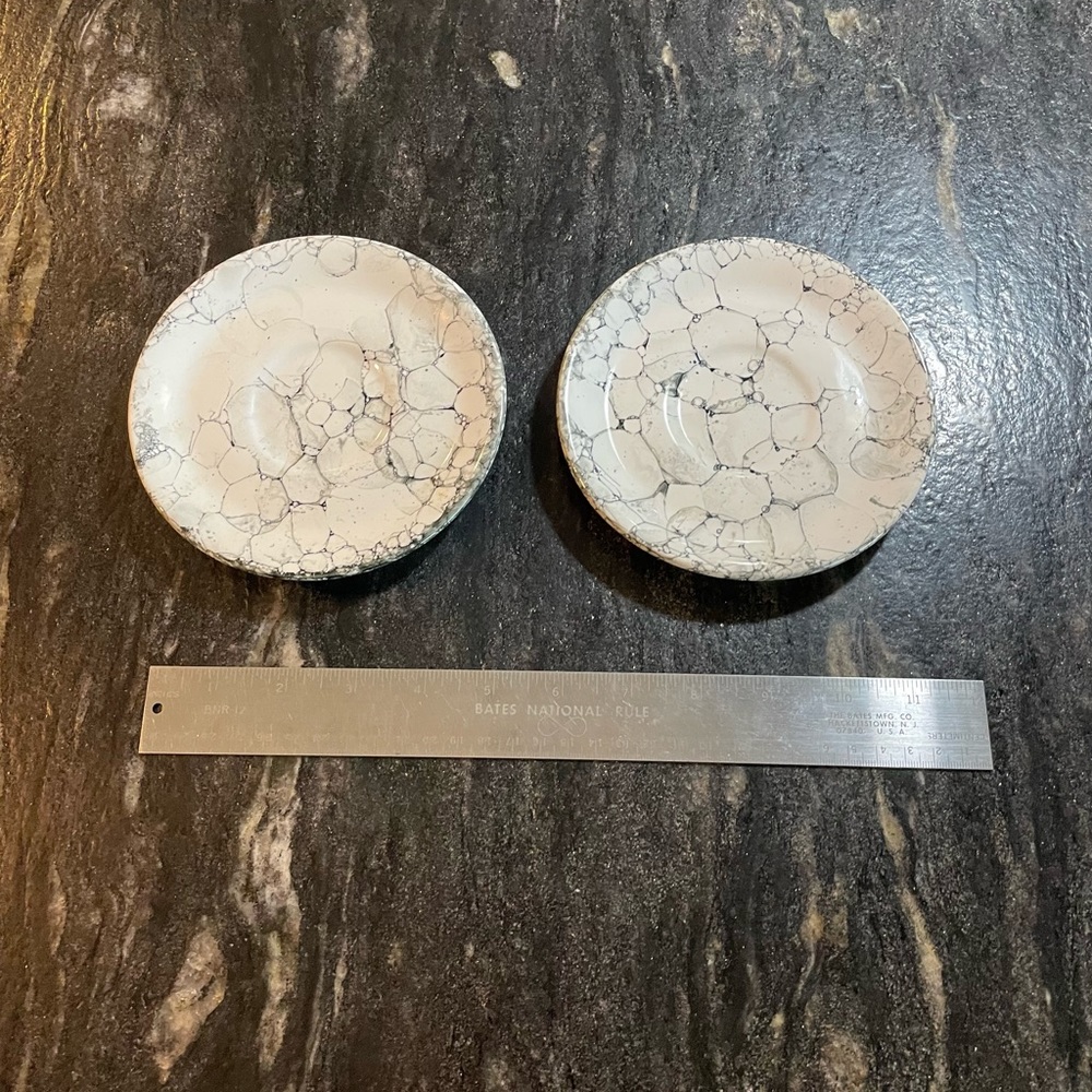 Small Plate Set - Picture 3 of 3
